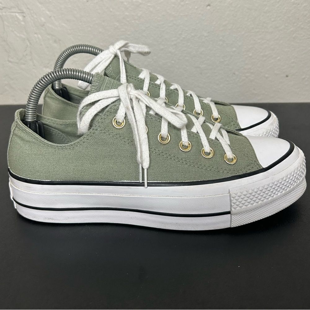 Converse Chuck Taylor’s platform, Olive colored women’s shoes size 8 - Picture 2 of 6